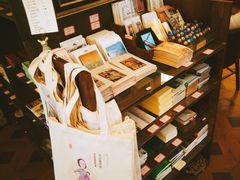 -良友书坊(安徽路店)
