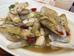 -老东镇啤酒屋海鲜加工·蒸汽海鲜·海鲜烧烤(台东店)