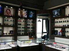 -视野联行眼镜蔡司·依视路官方授权店(顺城店)