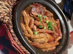 猪蹄凤爪煲-恭喜上堓砂锅焗·海鲜大排档(闵行龙湖店)