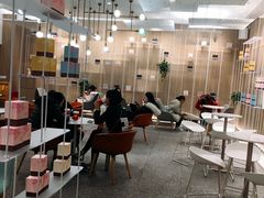 -奈雪的茶(市百一店)