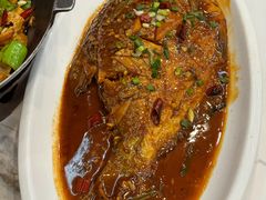 红烧鳊鱼-蟹天蟹地农家菜·阳澄湖大闸蟹(浅水湾店)