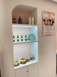 -苗方清颜痘肌研究所