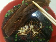 -小龙大肉面馆