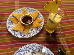 -卷心菜和避孕套餐厅(Pattaya)