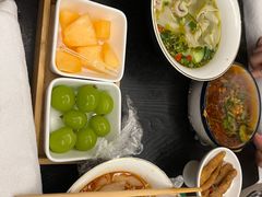 -金色印象·4K影院式足体养生(杨家坪西郊店)