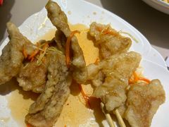 -老码头黑皮肘子锅包肉(赣水路店)