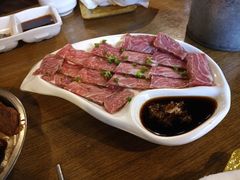 马肉刺身-萌牛肠烧烤店(虹梅路店)