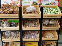 -丹江口渔村·湘味厨房(桃园店)