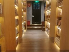 -思南书局(复兴中路店)