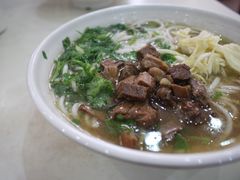 -花溪王记牛肉粉(四季花溪商场店)