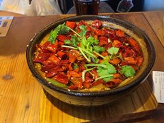 -有红鸡毛店·砂锅菜(抚琴夜市店)