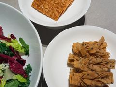 杏仁薄脆-融琥珀·京鲁菜·海味珍品(西单店)