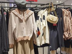 -URBAN REVIVO(大信新都汇店)