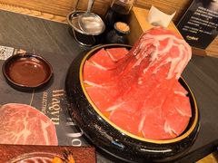 -牛YO寿喜烧·铁板烧和牛火锅自助(市府恒隆店)