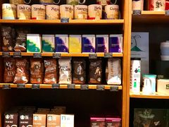 零售区-星巴克(重庆火车北站北广场II店)