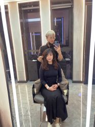 -TOP HAIR SALON