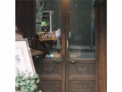 门面-古董花园(思南路42弄小区店)
