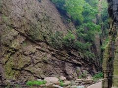 -龙潭大峡谷