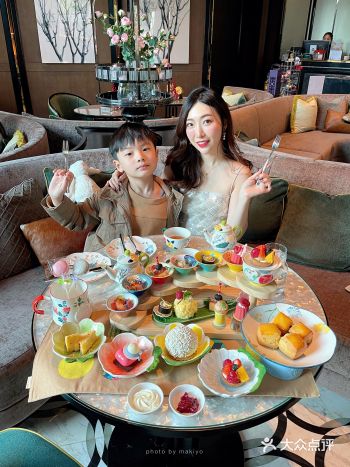 亲子下午茶康莱德兔子精寻梦里花主题甜蜜蜜