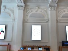 -Apple Store(Brisbane)