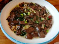 -侬佳蒸菜馆(听潮店)