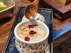 -银米·云南传统过桥米线(双廊黑金冠店)