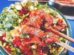 -马路边边串串香形象店(磐石路店)