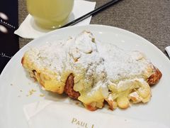 杏仁可颂-PAUL LAFAYET 法式甜品(港汇广场店)