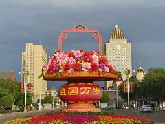 -霍尔果斯国门景区