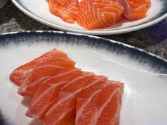 -曼格活海鲜·牛排自助(光明蓝鲸店)