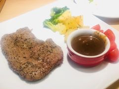 -必胜客(远大路店)