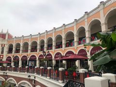 -佛罗伦萨小镇广佛名品奥特莱斯(疏港路店)