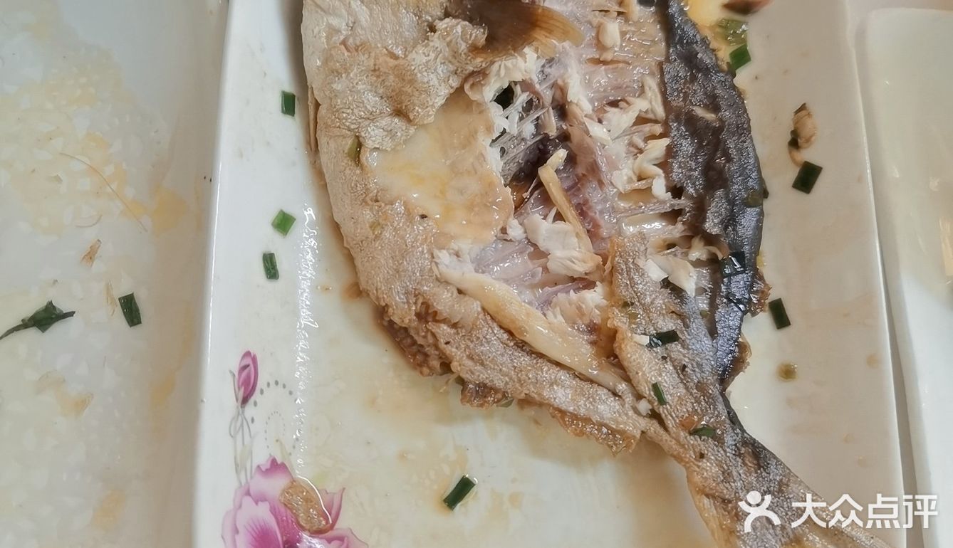 今天特意来这家店吃他们家的莲藕猪杂汤