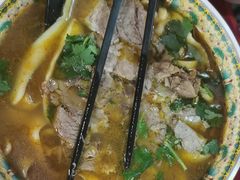 -金杨拉面王小吃面馆·牛三宝面·红烧牛肉粉