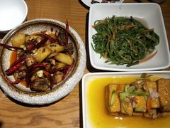 -隔壁老王·家常云南菜(花巷店)