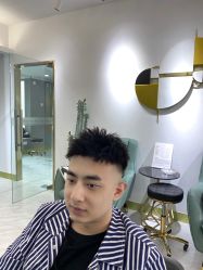 -发饰美男士增发补发假发定制店