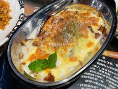 黄金芝士鸡扒焗饭-開籠雀冰室(同和金铂店)