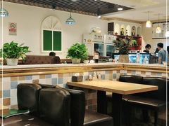 大堂-巴依兄弟西域美食(机场店)