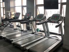 -豪思成DK健身私教连锁(凯乐国际店)
