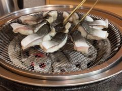 -围炉肉舍•炭烤活鳗•丹东海鲜烤肉(步行街店)