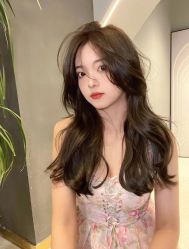 -HAIR CORNER