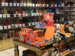 零售区-VENCHI 闻绮(北京国贸商城店)