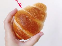 日式经典盐面包-啊噗吐呦现场烘焙(麦凯乐店)