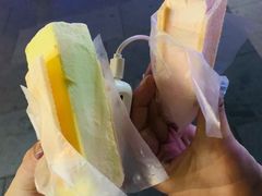 -詹爷爷乌节路街头冰淇淋