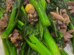 芥兰炒鸡杂-文记壹心鸡(宝华路店)