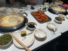 -三人行骨头王火锅(长寿店)