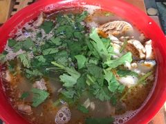 -春雨羊汤店(广开四马路总店)