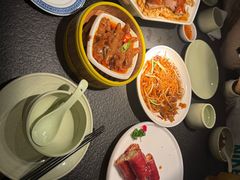 -蝴蝶里·粤菜·点心(滨江龙湖店)