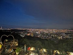 -草山夜未眠景观餐厅
